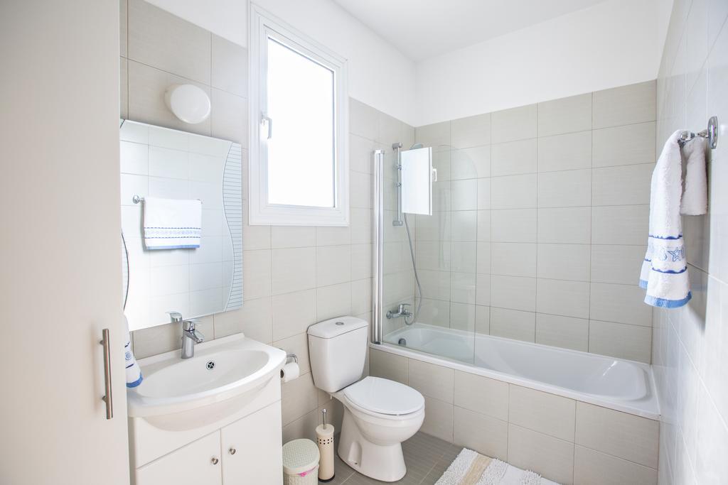 Halle Villa Protaras Habitación foto