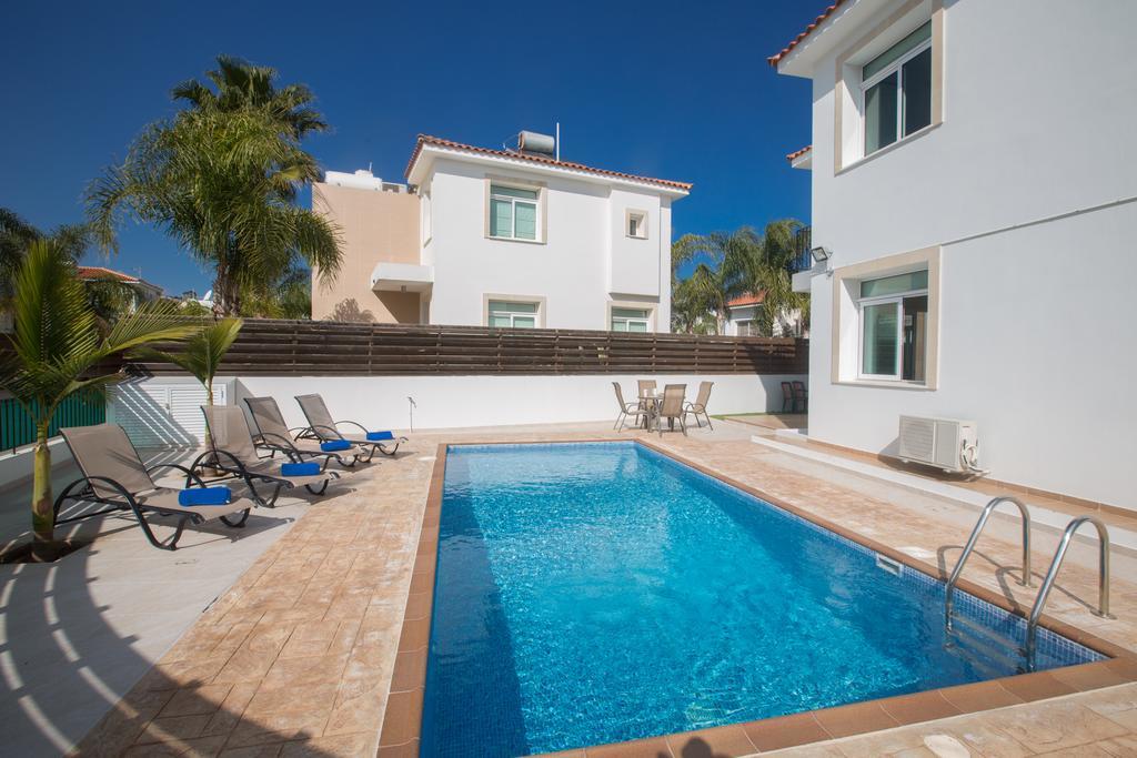 Halle Villa Protaras Habitación foto
